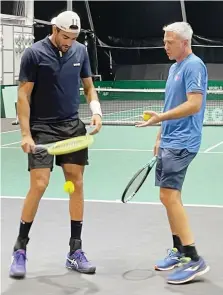  ?? ?? Berrettini ieri in campo per l’allenament­o