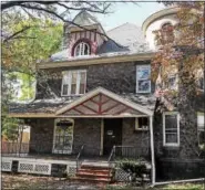  ?? DIGITAL FIRST MEDIA FILE PHOTO ?? The Pottstown Cluster of Religious Communitie­s has won permission to use this building at 61 N. Franklin Street for offices and classrooms.