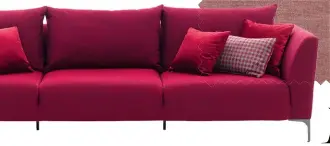  ?? HERTEX; 3.
ASHLEY FURNITURE HOMESTORE ?? ‘GRAVITY’ COLLECTION FOUR-SEAT SOFA, R24 500, ENZA HOME; 2. ‘INFINITY’ UPHOLSTERY FABRIC IN OLD ROSE, POR, ‘ENDERLIN’ SOFA IN INK, POR, 1