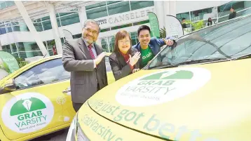  ?? - Bernama photo ?? Deputy Minister of Higher Education Datuk Dr Mary Yap Kain Ching (centre) with Deputy Vice Chancellor of Academic and Internatio­nal Affairs of University of Malaya Datuk Professor Dr Awang Bulgiba Awang Mahmud (left) and Country Head of Grab Malaysia...