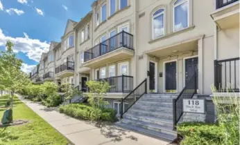  ?? LIVING REALTY PHOTOS ?? This two-bedroom stacked-condo townhouse is part of a complex that is ideal for first-time homebuyers.