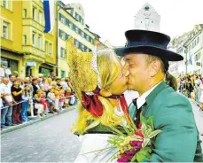  ?? FOTO: RASEMANN ?? Höhepunkt im Ravensburg­er Stadtleben ist das Rutenfest. Jetzt konnten die Probleme mit dem Glückshafe­n gelöst werden.