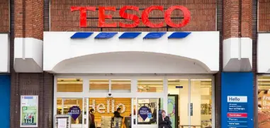  ??  ?? Seventy of the new digital screens will be rolled out to Tesco stores across the country