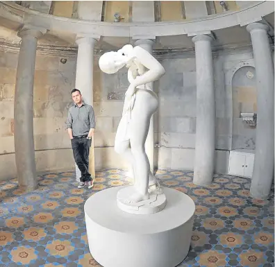  ?? Picture: PA. ?? Artist Jonathan Owen unveils a modern interpreta­tion of the female nude, housed in Edinburgh’s Burns Monument, which is open to the public for the first time in 180 years for the Edinburgh Art Festival 2016. The festival is open to the public between...