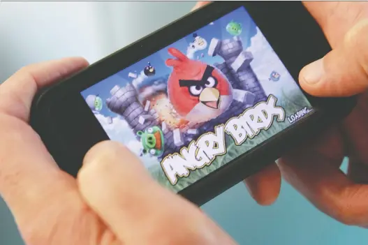  ?? JASON ALDEN/BLOOMBERG ?? The smartphone game Angry Birds was among the fads of the decade. Its iterations included Angry Birds Seasons, Angry Birds Space and Angry Birds Star Wars.