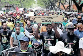  ?? ?? GAUTENG ANC, SACP and Cosatu supporters and MK Military Vets marched yesterday to the Kgosi Mampuru Correction­al Centre in Tshwane in protest against the release of Janusz Walus. | OUPA MOKOENA African News Agency (ANA)