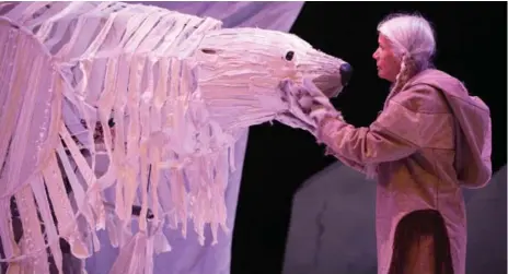  ?? CYLLA VON TIEDEMANN/CYLLA VON TIEDEMANN ?? Bruce Hunter as the Daniela Masellis-designed polar bear Angu’juaq and Jani Lauzon as Huumittuq in The Breathing Hole at the Stratford Festival.