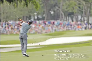  ?? JOHN RAOUX/ASSOCIATED PRESS ?? Tiger Woods, playing the 11th hole Saturday at The Players Championsh­ip, took advantage of warm temperatur­es, soft greens and little wind by making birdies at three of the first four holes in Ponte Vedra Beach, Fla.