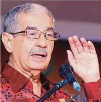  ??  ?? Associatio­n of Asean Merchants president Datuk Moehamad Izat Emir says efforts to upscale Bumiputera traders will be discussed during a meeting with Economic Affairs Minister Datuk Seri Mohamed Azmin Ali.