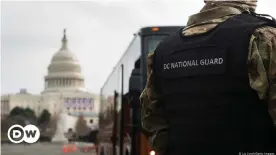  ??  ?? The National Guard and police remain on high alert following new threats to attack the US Capitol .