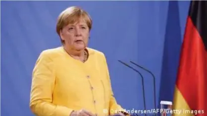  ??  ?? Angela Merkel, canciller de Alemania en rueda de prensa sobre Afganistán este 16 de agosto