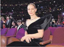  ?? FOTO: AMPAS/DPA ?? Die deutsche Schauspiel­erin Sandra Hüller wurde bei der Oscar-Gala besonders laut bejubelt, auch wenn sie am Ende nicht wie erhofft den Preis als beste Hauptdarst­ellerin gewann.