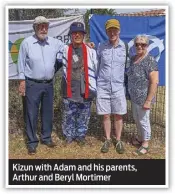  ??  ?? Kizun with Adam and his parents, Arthur and Beryl Mortimer