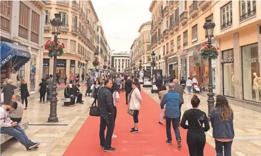  ?? Foto: Michael Trampert ?? Während des Festivals haben zahlreiche Filmfans die Stadt Málaga besucht.