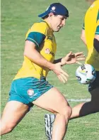  ??  ?? IN DOUBT: Billy Slater trains yesterday.
FROM BACK PAGE