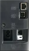  ??  ?? Zum LAN- und USB- sowie FaxAnschlu­ss steht auch dem kabellosen Kontakt per WLAN oder NFC nichts im Wege. Dazu kommt noch eine USB-HostBuchse an der Geräte-Front.