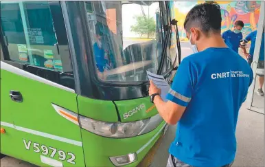  ?? GZA CNRT ?? MULTAS. Se fiscalizar­on transporte­s de cargas y de pasajeros. Se labraron unas 20 mil infraccion­es.