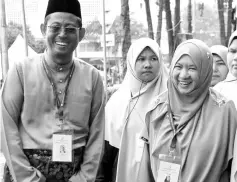  ??  ?? Pakatan Harapan candidate Halimey Abu Bakar and PAS candidate Dr Halimah Ali.