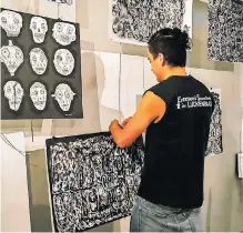  ?? /CORTESÍA: TONATIUH SÁNCHEZ ?? El artista incluye dibujos en tinta china