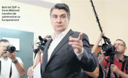  ??  ?? Bivši šef SDP-a Zoran Milanović navodno nije zainteresi­ran za Europarlam­ent