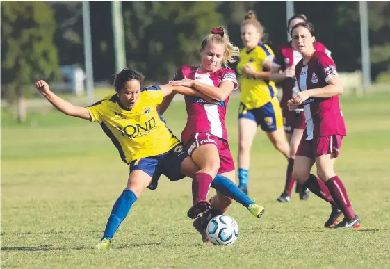  ?? Picture: GOLD COAST UNITED ?? Rie Kitano (left) and Emily Dunn in action for Gold Coast United.