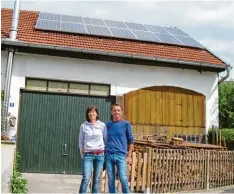  ?? Foto: lekkü ?? Für den Bau dieser Photovolta­ikanlage haben Angelika und Christian Drechsler aus Nassenbeur­en 370 Euro von der Stadt Mindelheim bekommen.