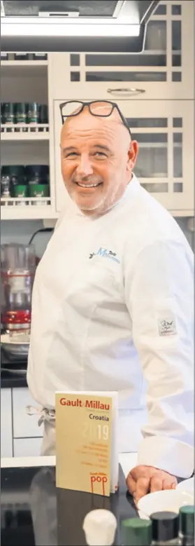 ??  ?? U ŽENEVI Hrvoje Zirojević, jedan od naših najpoznati­jih i najboljih kuhara, chef je u “Laganiniju” na Palmižani