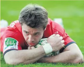  ??  ?? À Toulouse, Grenoble ou Toulon. En Bleu dans le Tournoi, la Coupe du monde ou en tournée. Partout où il est passé, Vincent Clerc a marqué. Mais toutes les bonnes choses ont une fin. Photos Midi Olympique - Patrick Derewiany