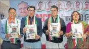  ?? VIPIN KUMAR/HT ?? Delhi Congress leaders Subash Chopra,ajoy Kumar, Anil Kumar and Supriya Shrinate release the manifesto.