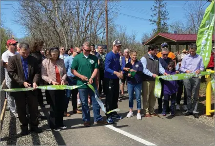  ?? EVAN BRANDT — MEDIANEWS GROUP ?? The ribbon was cut Friday on the newest 4miles of Schuylkill River Trail to be opened in Chester County.