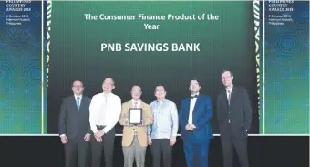  ??  ?? IN PHOTO (L-R) are Managing Editor of The Asian Banker Foo Boon Ping, PNB Savings Bank Assistant Vice President Christophe­r Gene Lapuz, President Jovencio Hernandez, Vice-President Ralph Benedict Centeno, and Internatio­nal Resource Directors of The Asian Banker David Gyori and Richard Hartung