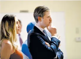  ??  ?? Eric Trump presentó una solicitud para contratarl­os temporalme­nte.