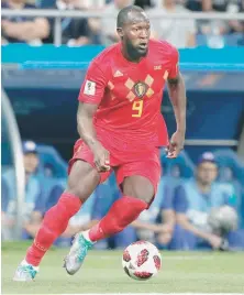  ?? AP ?? ↑ Romelu Lukaku es un todo terreno que puede destrozar cualquier defensa.