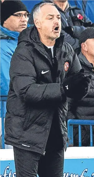  ??  ?? Dundee United manager Ray McKinnon in the dugout at Palmerston.