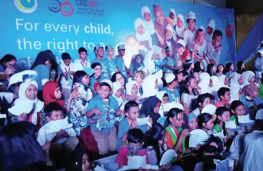  ?? ABC ?? “FOR every child, the right to a childhood.” Celebratin­g the 30th anniversar­y of the Convention on the Rights of the Child in the Bangsamoro Autnomous Region in Muslim Mindanao on Nov 20, 2019.