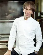  ??  ?? Lo chef Davide Oldani, 50 anni