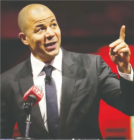  ?? AL CHAREST FILES ?? Jarome Iginla, the Calgary Flames’ all-time leader in points and games played, is a shoo-in for the hall of fame, Wes Gilbertson says.