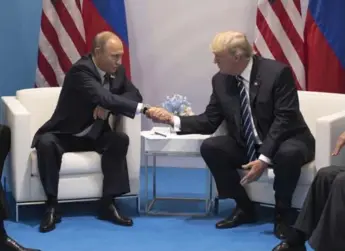  ?? STEPHEN CROWLEY/THE NEW YORK TIMES FILE PHOTO ?? A second meeting of U.S. President Donald Trump and Russian President Vladimir Putin may have lasted an hour.