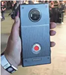  ?? JEFFERSON GRAHAM/USA TODAY ?? The RED Hydrogen One phone promises a 4-D holographi­c display.