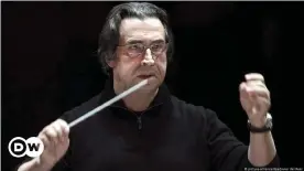  ??  ?? This is Riccardo Muti's sixth time conducting the New Year's Eve Concert