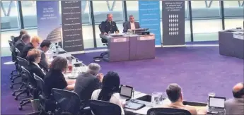  ??  ?? Mayor of London Sadiq Khan and Met Police Commission­er Sir Bernard Hogan Howe came together for the first joint London Assembly meeting