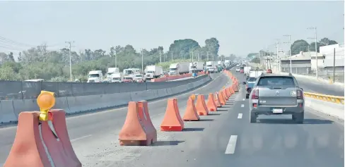  ?? ?? Amanece Celaya en calma después de 72 horas de violencia en la región Laja-bajío.