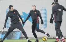  ?? FOTOS: PERE PUNTÍ ?? Iniesta regresa al equipo; Busquets podría descansar; Dembélé, en la recta final y Messi, a tope como siempre