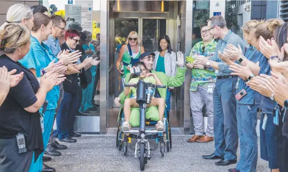  ?? Pictures: JERAD WILLIAMS ?? David Conway leaving the Gold Coast University Hospital with his wife Vivien, daughter Keisha, 7, and mother Connie.
