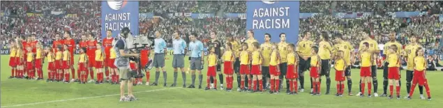  ??  ?? GRAN RECUERDO. España ganó dos veces a Rusia en Austria en la Eurocopa de 2008 que acabó ganando La Roja.