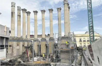  ?? VÍCTOR CASTRO ?? Trabajos que se realizan en el Templo Romano.