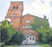  ?? PAUL KUEHNEL, YORK DAILY RECORD ?? The York County Industrial Developmen­t Authority bought the former Zion Lutheran Church building last year.