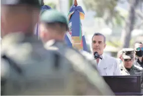  ?? JA MALDONADO/ LISTÍN DIARIO ?? El presidente Luis Abinader estuvo en la sede del Sexto Batallón de Cazadores en Constanza, La Vega.