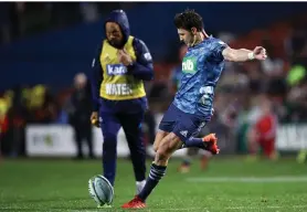  ?? Picture: PHIL WALTER/GETTY IMAGES ?? BLUES BULLDOZER: Beauden Barrett of the Blues kicks a conversion during the Super Rugby Aotearoa match against the Chiefs on Saturday