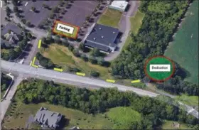  ?? SUBMITTED IMAGE ?? Overhead image of Towamencin’s Tennis-Lukens open space and cemetery, highlighte­d in green, adjacent to the Towamencin Village Shopping Center on Allentown Road. Image courtesy of Towamencin Township.